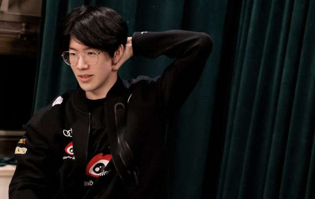 EDG官宣：与AD选手Hope友好解约