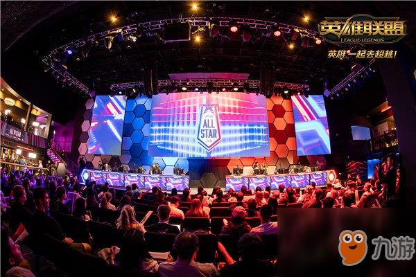 NAVI击败 The MongolZ 晋级2025年Thunderpick世界锦标赛总决赛